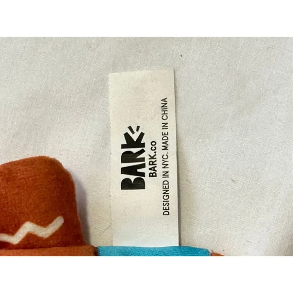 Bark Box Season's Sweetings Advent Calendar Day 18 Gingerbread Size S